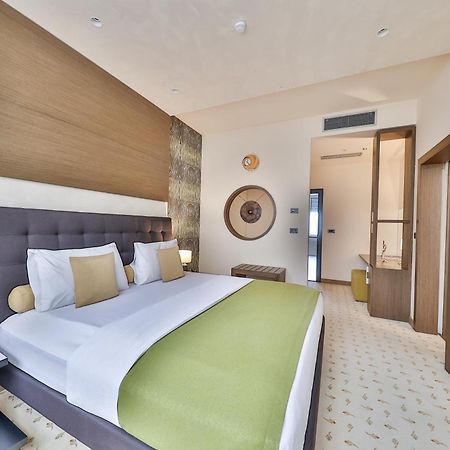 Atera Business Suites Belgrado Exterior foto