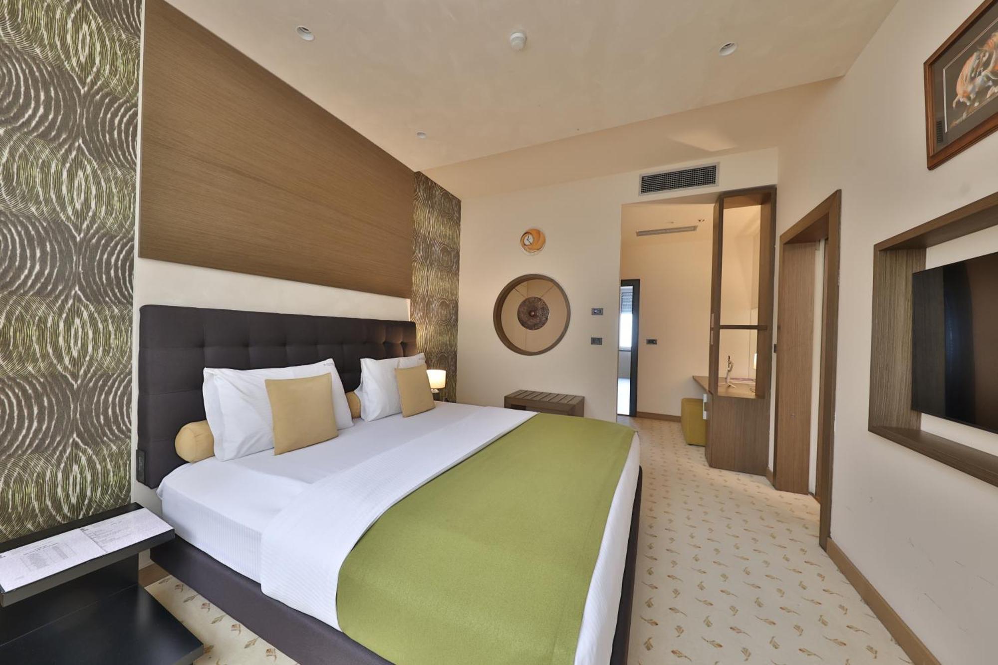 Atera Business Suites Belgrado Exterior foto